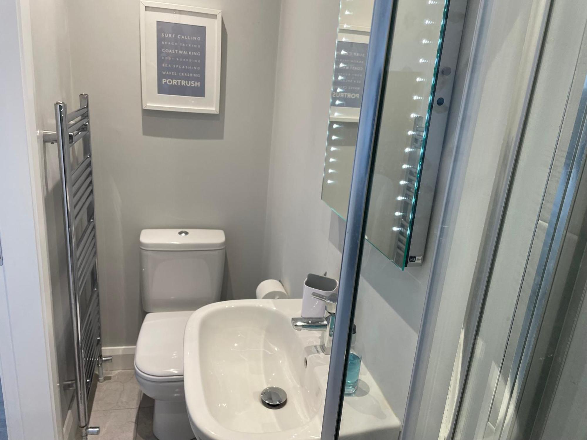 Portview Apartment Portrush Bagian luar foto