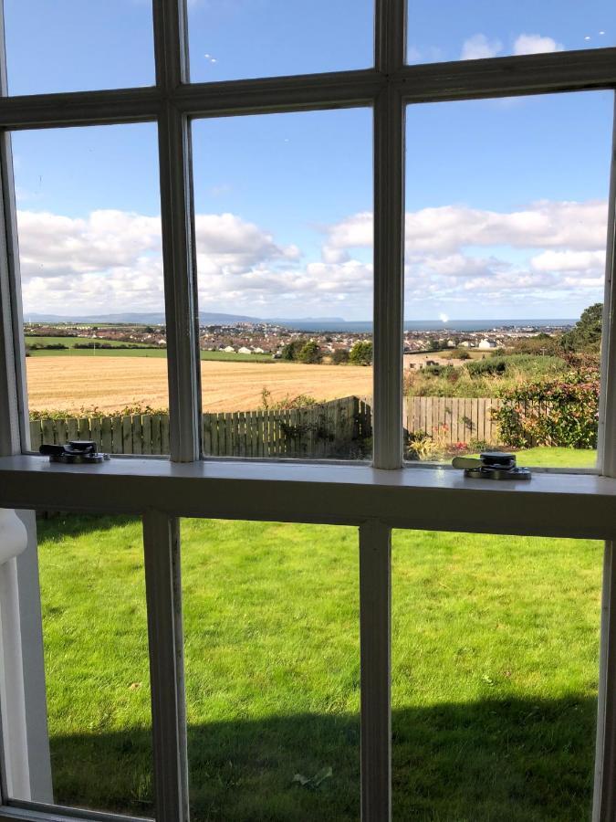 Portview Apartment Portrush Bagian luar foto